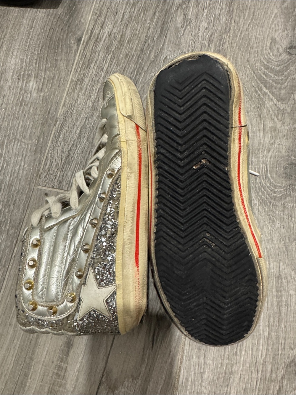 Golden Goose Silver High-Top Sneakers with Star Detail - Picture 4 of 8